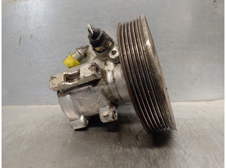 Recambio de bomba servodireccion para citroën xsara berlina 1.9 td sx referencia OEM IAM 9638339880 9638339880 