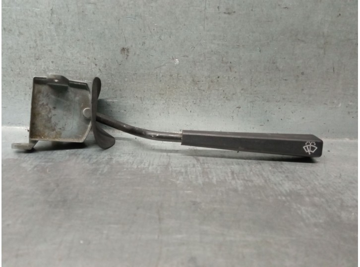 Recambio de mando limpia para volvo 340-360 (343, 345) 2.0 referencia OEM IAM 284243 8250372 