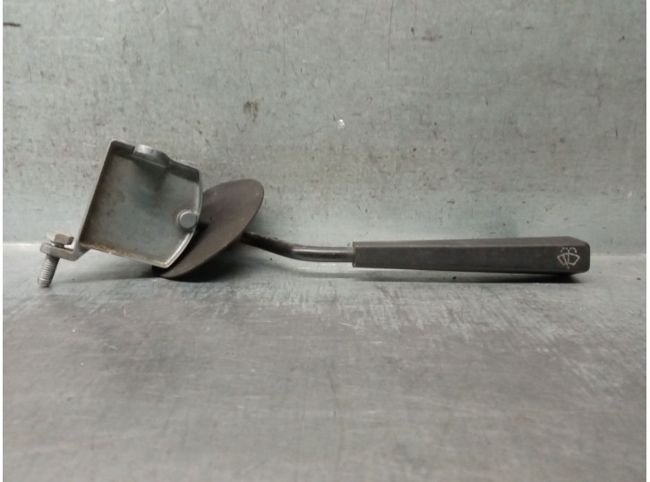 Recambio de mando limpia para volvo 340-360 (343, 345) 2.0 referencia OEM IAM 284243 8250372 