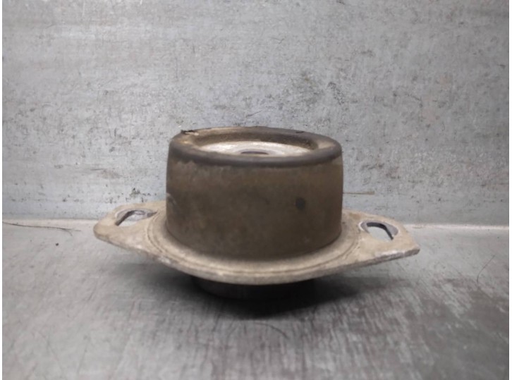 Recambio de soporte cambio para peugeot expert tepee l2h1 allure referencia OEM IAM 96043388  