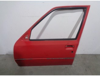 Recambio de puerta delantera izquierda para peugeot 205 berlina 1.8 diesel cat referencia OEM IAM 4281755 ROJA 5 PUERTAS