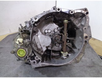 Recambio de caja cambios para peugeot 205 berlina 1.8 diesel cat referencia OEM IAM 20CH59 8610714A 2205TA