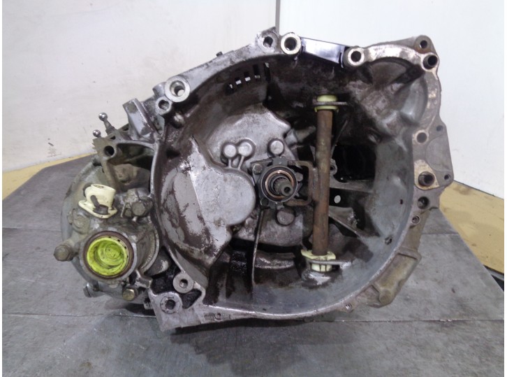 Replacement gearbox for Peugeot 205 Berlina 1.8 Diesel CAT OEM IAM reference 20CH59 8610714A 2205TA