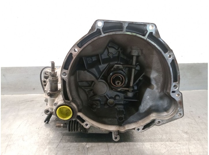 Recambio de caja cambios para ford fiesta berl./express 1.1 cat-u referencia OEM IAM 87WTJB 1138849 F0F4027