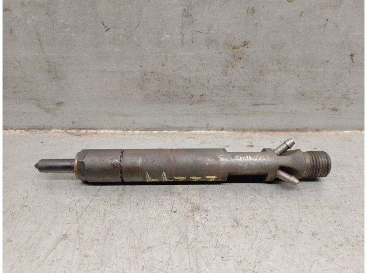 Replacement injector for Ford Fiesta IV (ja_, jb_) 1.8 di OEM IAM reference XS40TE DELPHI