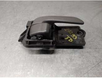 Recambio de maneta interior trasera derecha para toyota avensis berlina (t 22) 1.6 16v referencia OEM IAM 6920505020B0 4 PUERTA