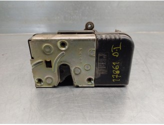 Replacement front left door lock for Peugeot Expert Kombi 1.9 turbodiesel cat OEM IAM reference 9135J4 CLEMA C