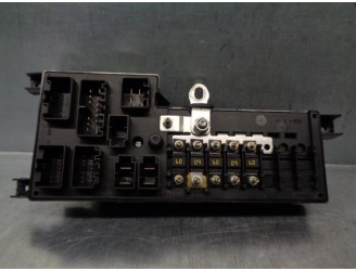Recambio de caja reles / fusibles para volvo s60 berlina 2.4 diesel cat referencia OEM IAM 518828017 