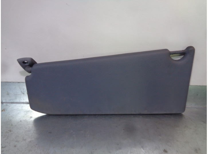 Recambio de parasol derecho para renault 19 chamade referencia OEM IAM 7700823724 