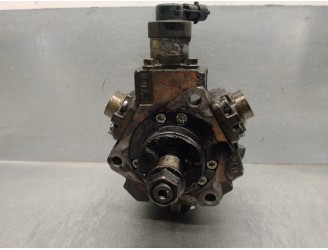 Recambio de bomba inyeccion para hyundai getz (tb) 1.5 crdi cat referencia OEM IAM 331002A410 0445010124 BOSCH