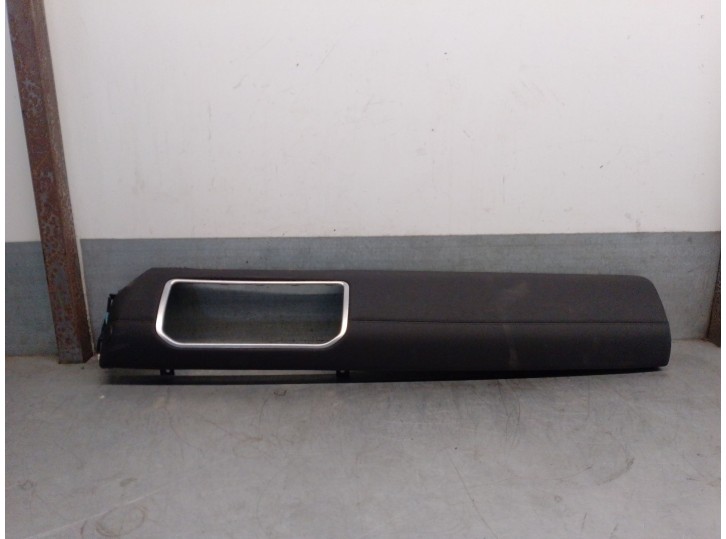 Replacement trim for Land Rover Range Rover Evoque (L538) 2.0 D 4x4 OEM IAM reference LR026355 LR026355 