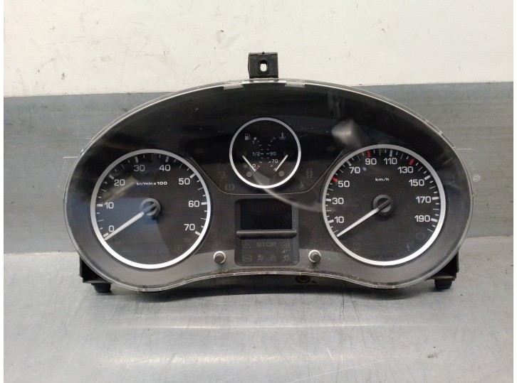 Recambio de cuadro instrumentos para peugeot expert tepee l2h1 allure referencia OEM IAM 9801642080 503001315652 