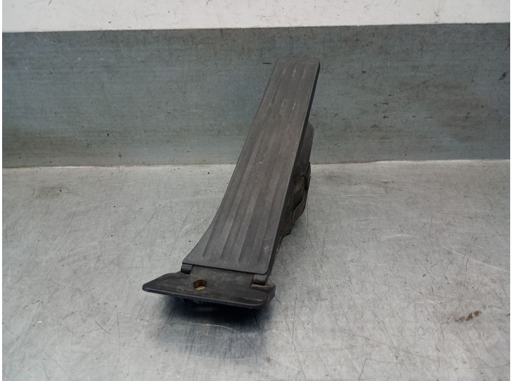 Recambio de potenciometro pedal para bmw x1 (f48) sdrive 16 d referencia OEM IAM 35426860000 35406889823 