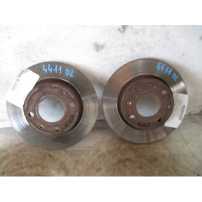 Recambio de disco freno delantero para peugeot 106 (s2) 1.1 referencia OEM IAM 424995 DELANTERO DERECHO 