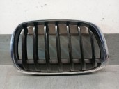 Replacement front grille for BMW X1 (F48) sDrive 16 d OEM IAM reference 7354824 51137354824 