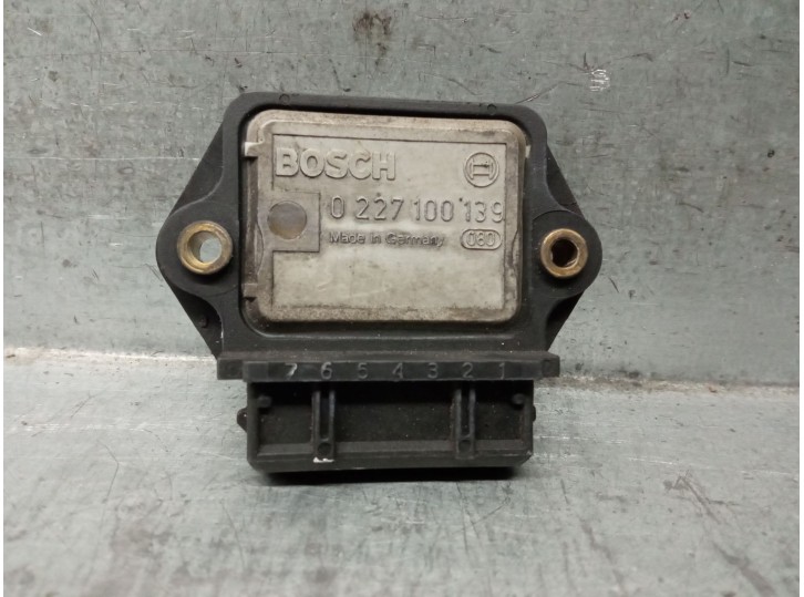 Recambio de modulo electronico para volvo 340-360 (343, 345) 2.0 referencia OEM IAM 7654321 0227100139 HELLA
