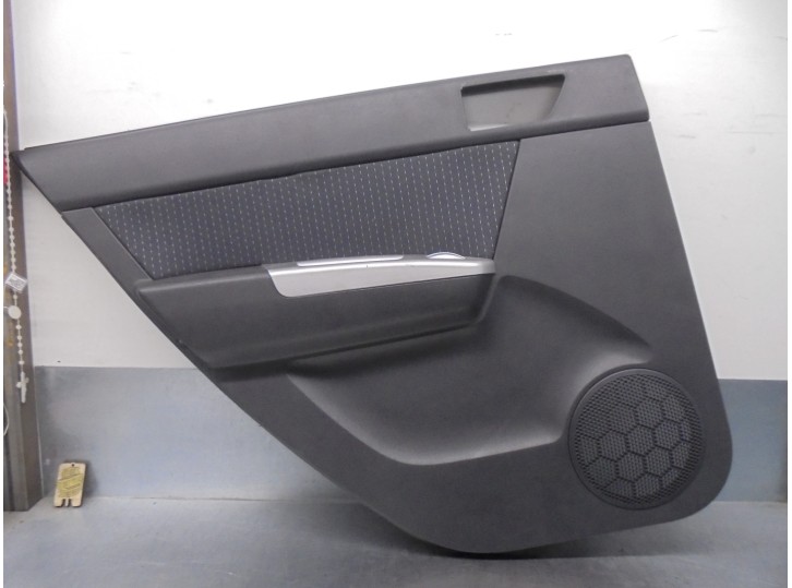 Recambio de guarnecido puerta trasera izquierda para hyundai getz (tb) 1.5 crdi cat referencia OEM IAM 833031C0205S  