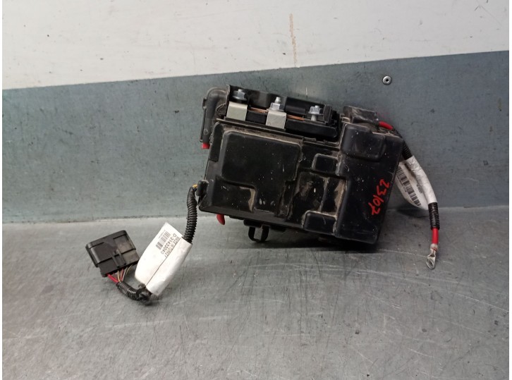 Recambio de caja reles / fusibles para volvo xc60 i suv (156) d3 referencia OEM IAM 31409755 30659092 