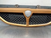 Recambio de rejilla delantera para lancia lancia y 1.1 cat referencia OEM IAM 46522599 