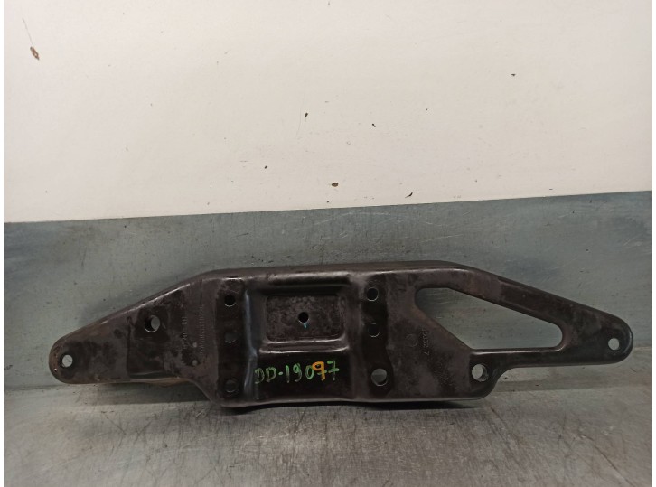 Recambio de soporte cambio para volkswagen crafter 2.0 tdi referencia OEM IAM A9063310726  