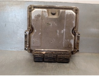 Replacement engine control unit ECU for Renault Laguna II (BG0) 2.2 dCi turbodiesel OEM IAM reference 8200309318 0281011571 BOSC