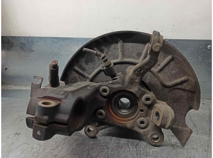 Recambio de mangueta delantera derecha para volkswagen scirocco (138) r-line bmt referencia OEM IAM 