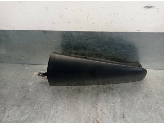 Recambio de molduras traseras para dacia logan mcv 1.5 dci diesel cat referencia OEM IAM 82001414581  