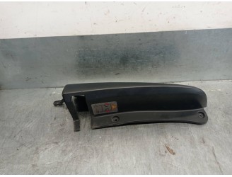 Recambio de molduras traseras para dacia logan mcv 1.5 dci diesel cat referencia OEM IAM 82001414582 