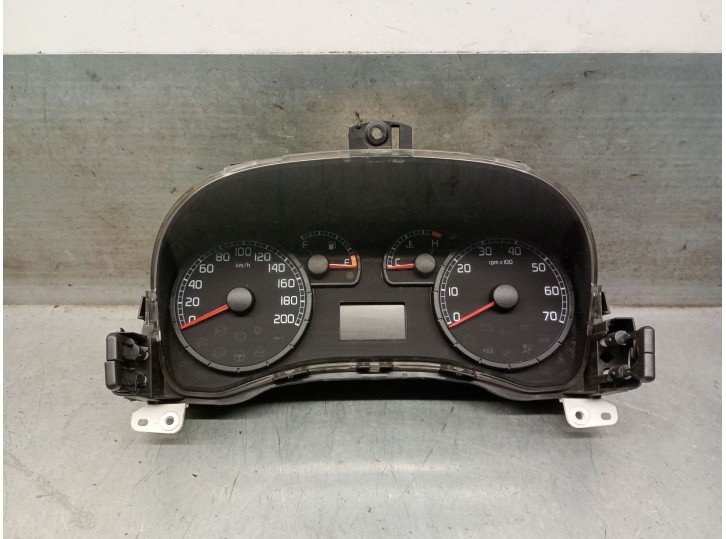 Recambio de cuadro instrumentos para fiat punto (188_) 1.3 jtd 16v referencia OEM IAM 46833370 46833370 