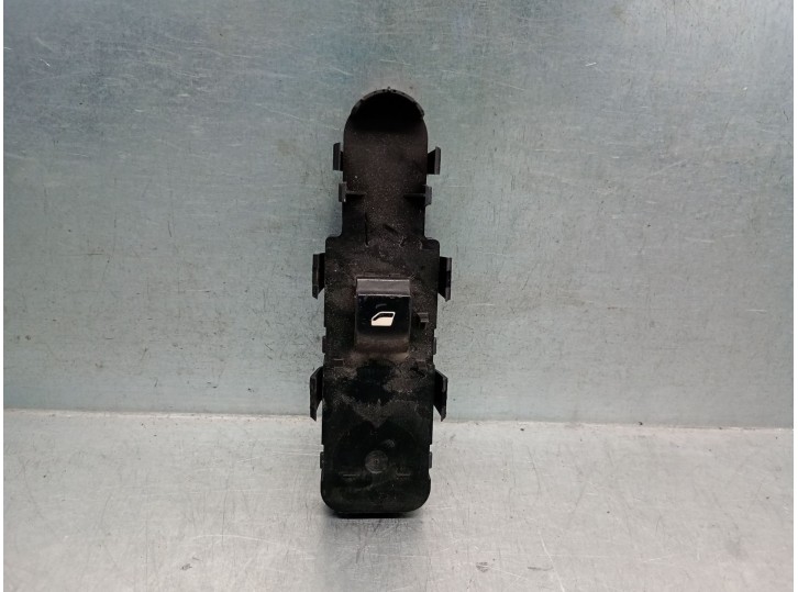 Recambio de mando elevalunas delantero derecho para citroën c8 2.0 hdi cat (rhk / dw10uted4) referencia OEM IAM 14996430XT 6554P