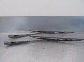 Recambio de brazo limpia delantero derecho para nissan trade referencia OEM IAM 4773067  