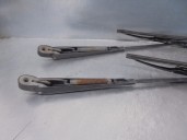 Recambio de brazo limpia delantero derecho para nissan trade referencia OEM IAM 4773067 