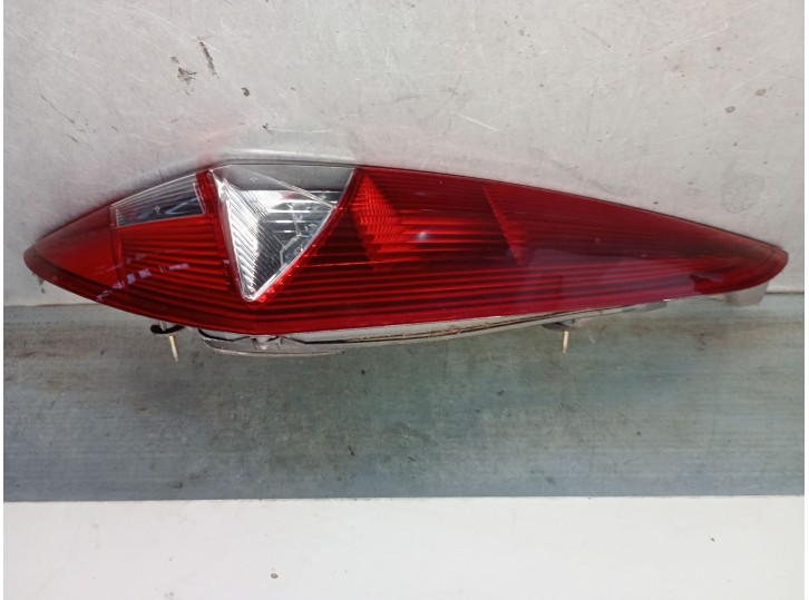 Recambio de piloto trasero derecho para fiat punto (188_) 1.3 jtd 16v referencia OEM IAM 51721478 51721478 