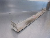 Recambio de molduras delanteras para nissan trade referencia OEM IAM 4773146  