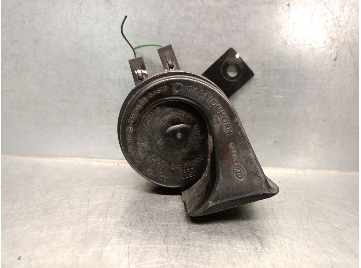 Recambio de claxon para nissan micra v (k14) 0.9 ig-t referencia OEM IAM 256205FA0A 256205FA0A 