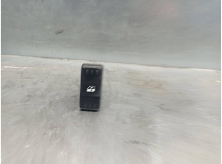 Recambio de mando elevalunas delantero izquierdo para dacia logan mcv 1.5 dci diesel cat referencia OEM IAM 602227 
