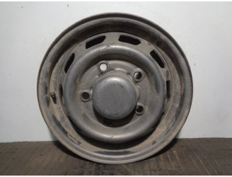 Recambio de llanta para nissan trade referencia OEM IAM 40300T6470 R15X5JH2 HIERRO