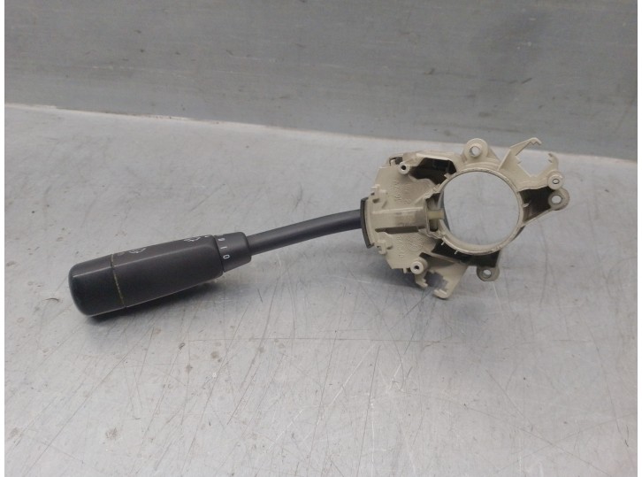 Recambio de mando luces para mercedes-benz clase c (w203) berlina 2.7 cdi 20v cat referencia OEM IAM 2035450010 