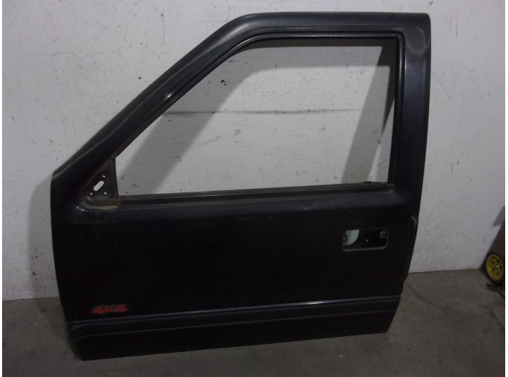 Recambio de puerta delantera izquierda para opel frontera a 2.5 turbodiesel referencia OEM IAM 4773224 GRIS OSCURO 5 PUERTAS