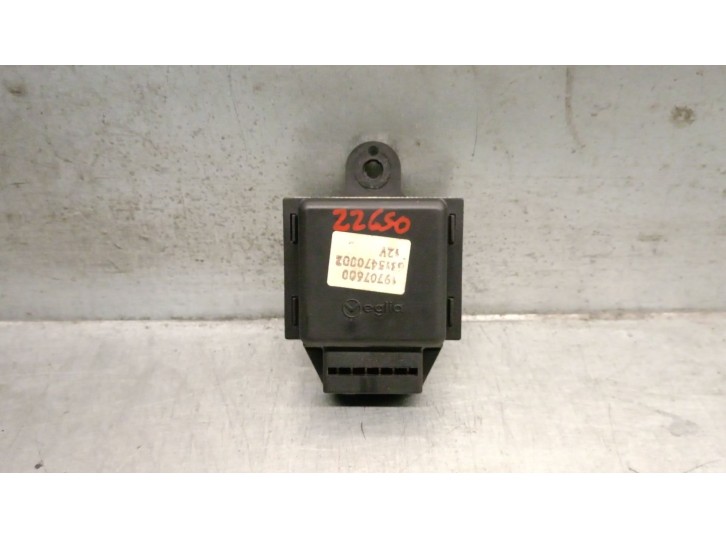 Recambio de rele para mercedes-benz mb serie:100 d caja abierta (w631) referencia OEM IAM 6313470002  