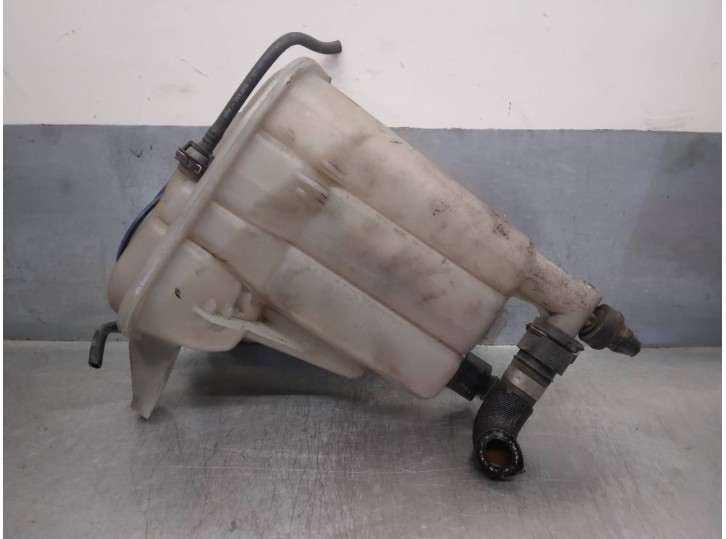 Recambio de deposito expansion para audi a4 ber. (b8) 2.0 16v tdi referencia OEM IAM 8K0121403C 