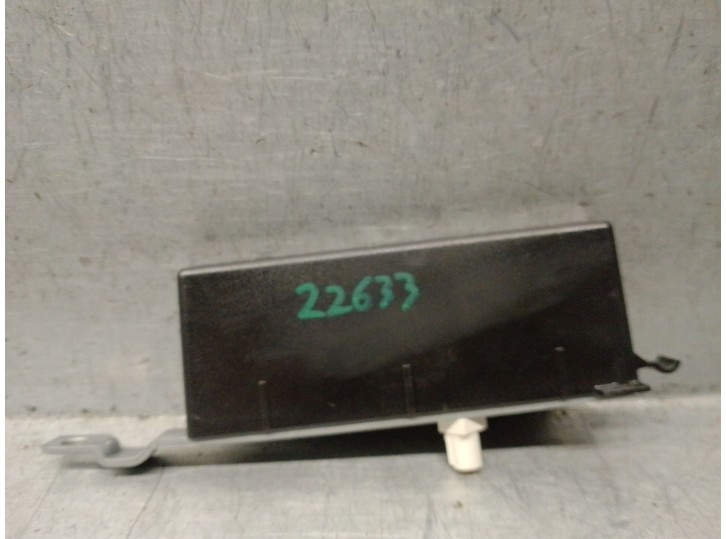 Recambio de antena para porsche cayenne (92a) 4.2 s diesel referencia OEM IAM 7P5035225M 95864731300 