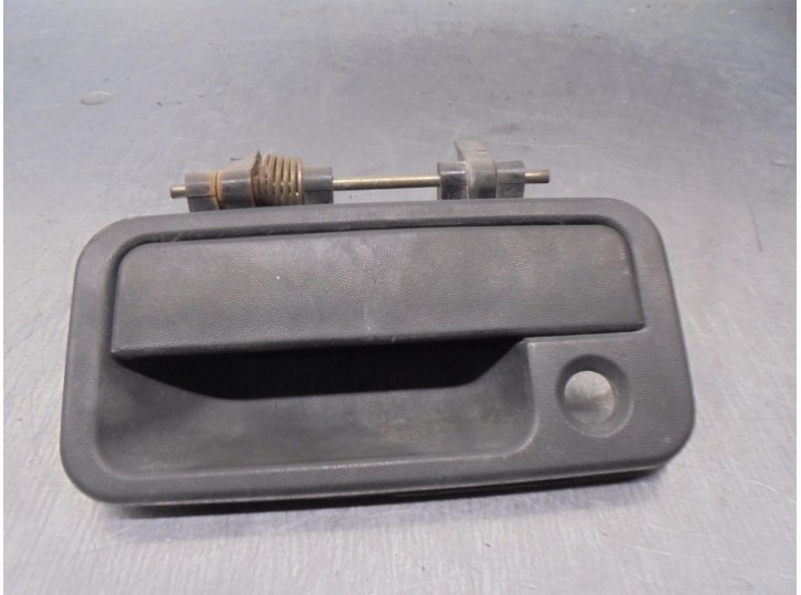 Replacement front left exterior door handle for Opel Frontera A 2.5 Turbodiesel OEM IAM reference 5138001 5 DOORS
