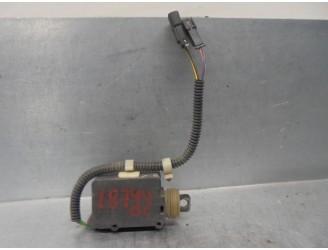 Replacement front left central locking motor for Opel Frontera A 2.5 Turbodiesel OEM IAM reference 134939 2 AND 3 D