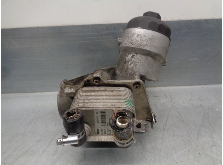 Recambio de enfriador aceite motor para opel astra gtc 1.7 16v cdti referencia OEM IAM 8973729421 E2085000 BEHR