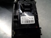 Recambio de mando elevalunas delantero derecho para bmw serie 1 lim. (f20/f21) 2.0 16v turbodiesel referencia OEM IAM 9208107 