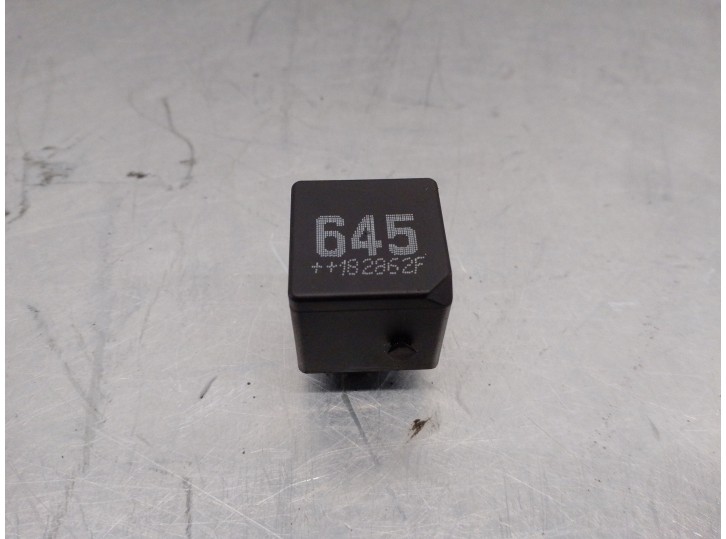 Recambio de rele para volkswagen golf vii lim. (bq1) 1.5 16v tsi act referencia OEM IAM 4H0951253A  