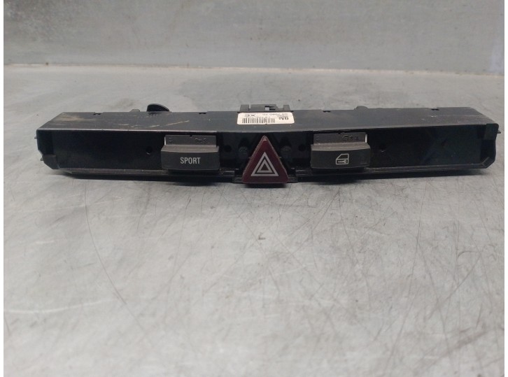 Recambio de warning para opel astra gtc 1.7 16v cdti referencia OEM IAM 13100107 03758070 