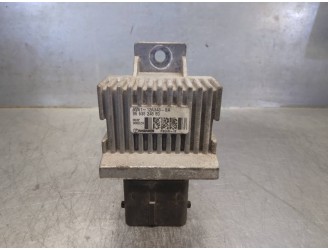 Recambio de caja precalentamiento para land rover evoque 2.2 td4 cat referencia OEM IAM 9663824880 AV6112A343BA 