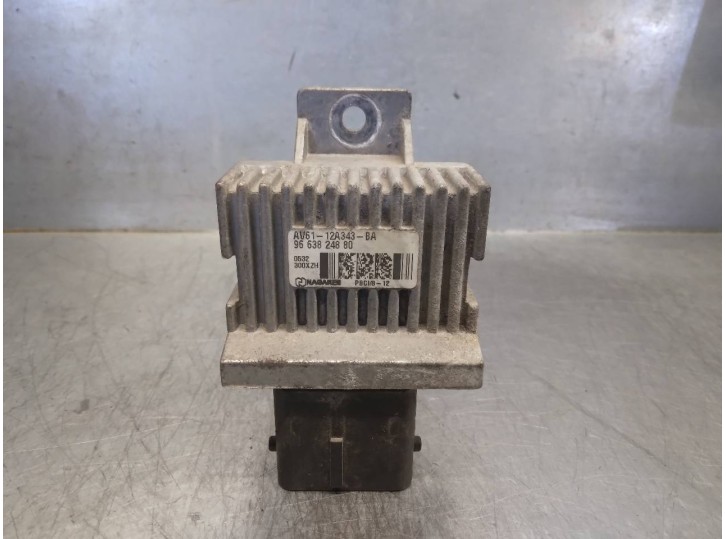 Recambio de caja precalentamiento para land rover evoque 2.2 td4 cat referencia OEM IAM 9663824880 AV6112A343BA 